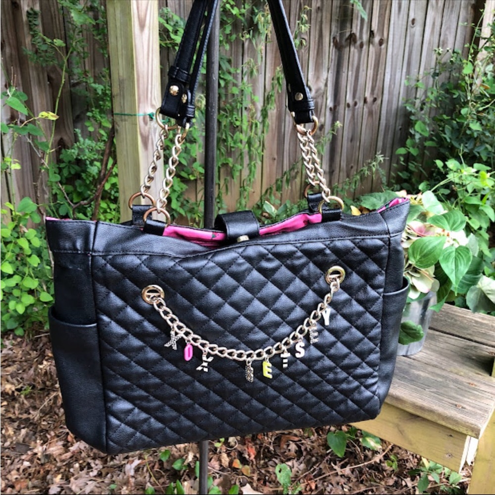 Betsey Johnson shoulder bag